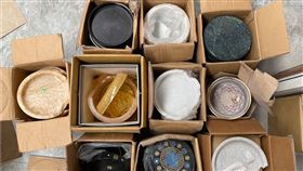 刑事局偵七大隊逮捕靈骨塔詐騙集團王姓女主嫌及其他共犯共19人。翻攝