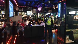 新／「八大場所」打滿2劑才能入場