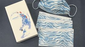 ▲萊潔口罩打造 2022 新年限定「水虎紋」醫療時尚口罩（圖／萊潔口罩提供）