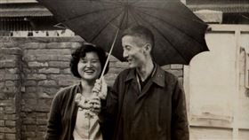 05-朱家老照片，左起-劉慕沙-朱西甯（圖／朱家提供）