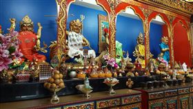 ▲藏傳佛教五路財神以紅、綠、黑、黃、白等五種顏色做區分，其身色不同，掌管項目亦不同。（圖／寶積林西藏五路財神寺提供） 