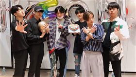 iKON成員驚傳確診（圖／翻攝自iKON臉書）