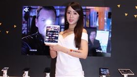 Dinsey+豐富片庫，台灣大哥大推優惠訂閱陪用戶迎虎年。（圖／台灣大提供）