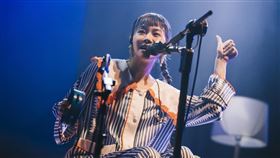 鄭宜農高雄演唱活動，即將要上台表演前演出突然喊卡。（圖／翻攝自鄭宜農臉書）