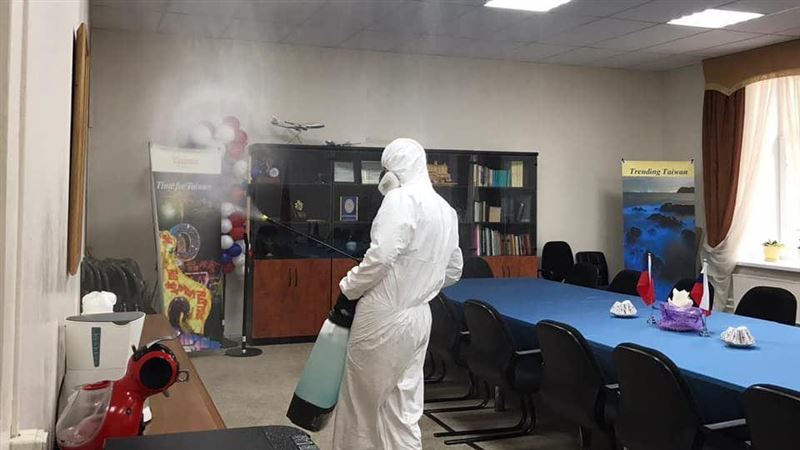 駐俄代表處多人確診　服務續採預約制