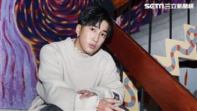 婁峻碩三立新聞網專訪。（記者邱榮吉/攝影）