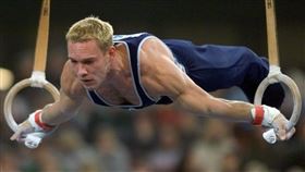 ▲雪梨奧運吊環金牌喬拉尼（Szilveszter Csollany）染疫病逝。（圖／美聯社／達志影像）