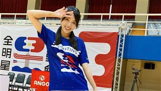 貝童彤突曬全黑圖　淚崩自責：很失敗