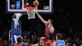 ▲拉文（Zach LaVine）傷癒復出，公牛中止2連敗。（圖／路透社／達志影像）