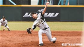 國立體育大學投手宮象謙。（圖／記者王怡翔攝影）