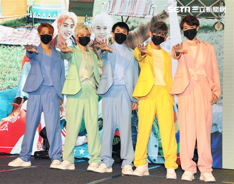 新男團ALL IN 5發片記者會。（記者邱榮吉/攝影）