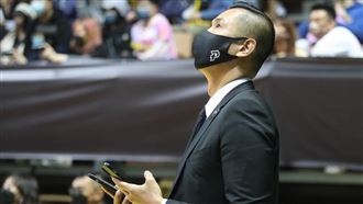 獨／挺過蕾宏大戰　黑人曝母得乳癌