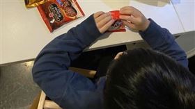 巧克力餅乾,全聯,經期,衛生棉,生理期(翻攝自 我愛全聯-好物老實説)