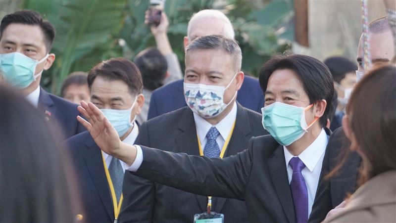 賴清德抵洛城　AIT主席、僑胞迎接