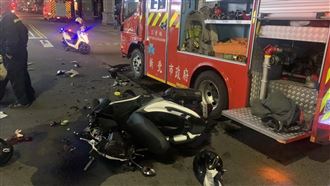 未成年騎車攔腰撞消防車　頭重傷昏迷