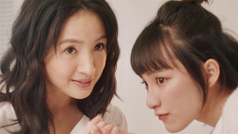2度演螢幕情侶　師姐林依晨驚嘆說話