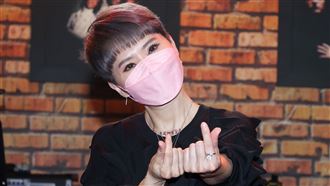 罹帕金森氏症萎縮惡化　詹雅雯狂瘦