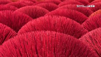 憂成破口　「台版波波草」製香拒參觀