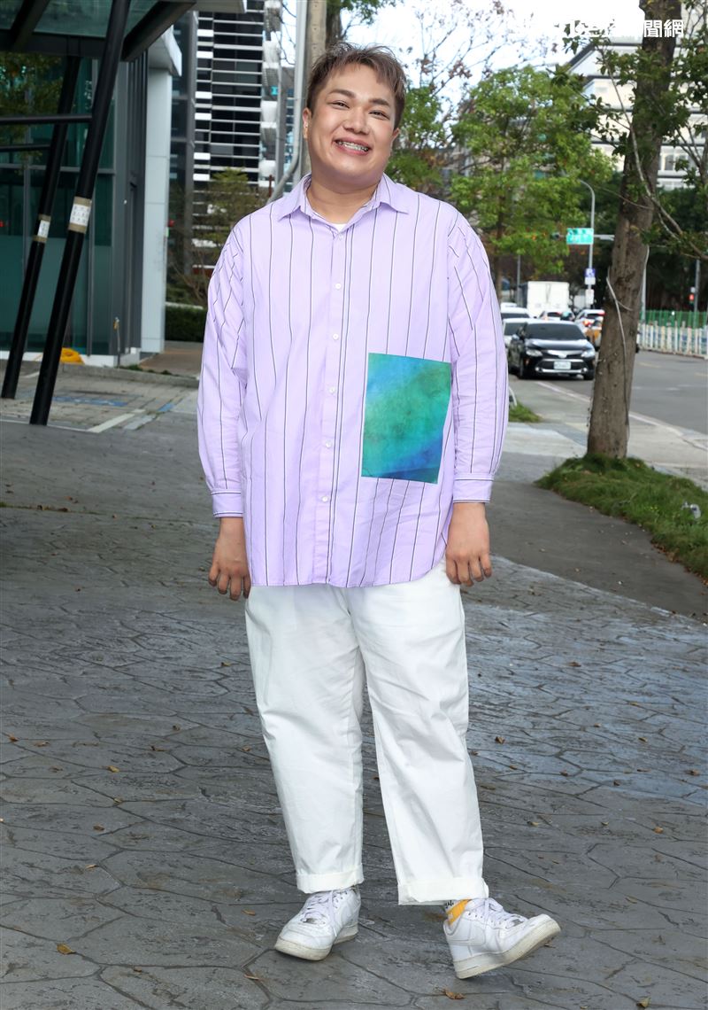 關韶文三立新聞網專訪。（記者邱榮吉/攝影）