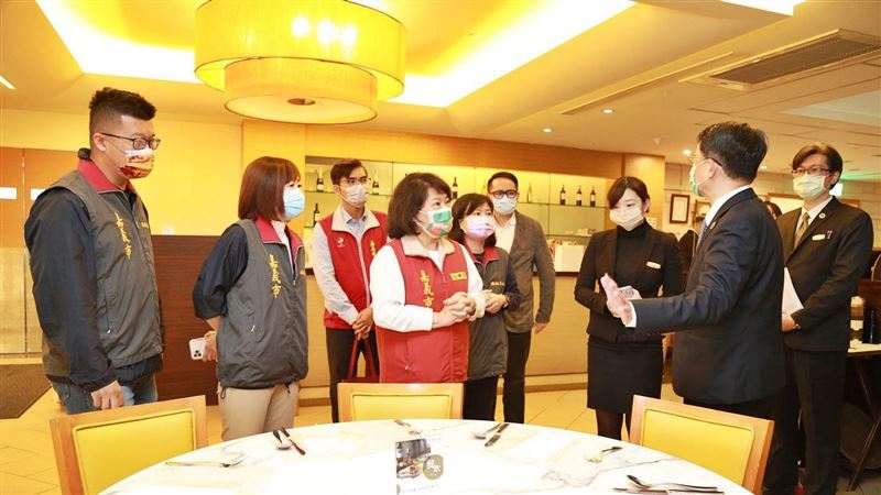春節將至　市長黃敏惠視察旅館防疫