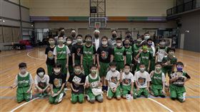 ▲桃園雲豹指導北市復興國小推廣基層籃球（圖／桃園雲豹職業籃球隊提供）