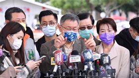 台北市長柯文哲與副市長黃珊珊視察大佳河濱Drive-through春節專案（圖／台北市政府提供）