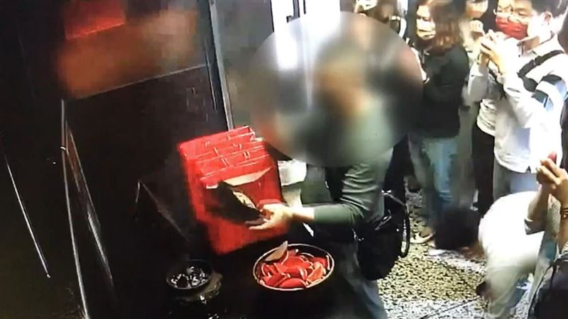 紫南宮虎年錢母夯　竊嫌偷拿還過香爐