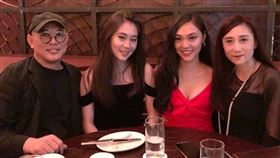 李連杰（左）與利智（右）育有兩個正妹學霸女兒，令人稱羨。（圖／翻攝自李連杰IG／jetli）