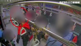 1對男女淡水線列車發生礤撞後，男子怒搧女子巴掌後挨告。（圖／翻攝畫面）