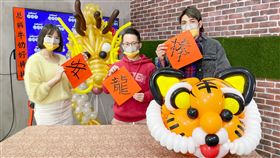 「真明星」黃恩賜、「牛奶」王翊亘加入Yahoo好棒棒主持群。（圖　／Yahoo好棒棒提供）
