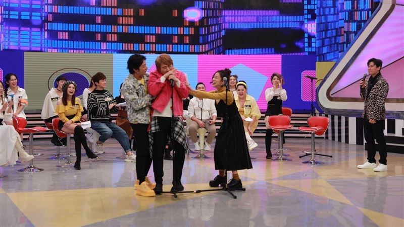 王仁甫「呻吟聲音檔」外流　全場暴動