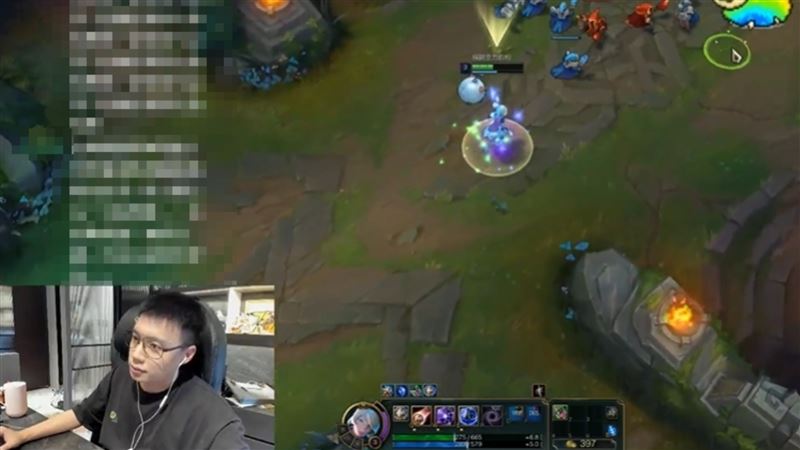 Toyz首開台打LOL　留言被酸爆