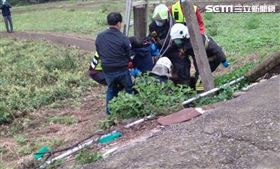 苗栗男疑跌落古井身亡。(圖/翻攝畫面)