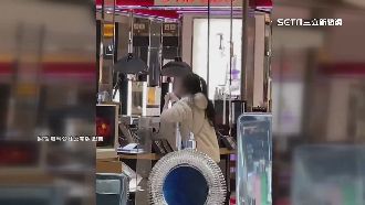 逛百貨脫口罩卸妝　女遭制止怒嗆櫃姐