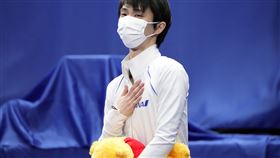 羽生結弦,小熊維尼。（圖／美聯社／達志影像）僅能用一次，須另外下載。