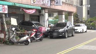 獨／車違停又不接電話　店主開車包夾