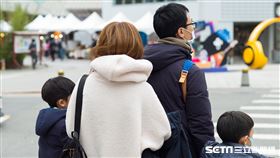 天氣／寒冷／下雨／冬天（記者陳弋攝影）