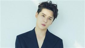 JYJ成員金俊秀打了3劑莫德納疫苗仍確診。（圖／翻攝自IG／xiaxiaxia1215）