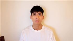 何孟遠現身拍片親自道歉曝「性格的確有缺陷」。（圖／翻攝自何孟遠YouTube）