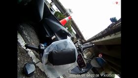 新北市,八里,外送員,自摔,三角錐，爆廢公社公開版