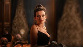 《艾菲爾情緣》艾瑪麥基。（圖／車庫娛樂提供）