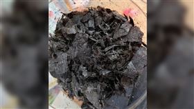 阿嬤拿出「整罐頭髮」…她狂讚：不油不膩超好吃！（圖／翻攝自Dcard）