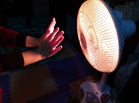 天冷取暖要注意  醫籲使用合格電暖器