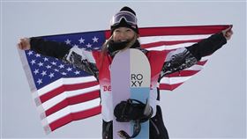 ▲美籍韓裔雪板好手金善（Chloe Kim）蟬聯女子半管冠軍。（圖／美聯社／達志影像）