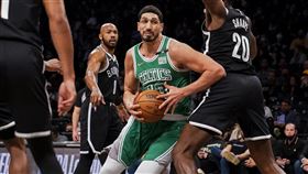 ▲坎特（Enes Freedom）交易到火箭秒被釋出。（圖／美聯社／達志影像）