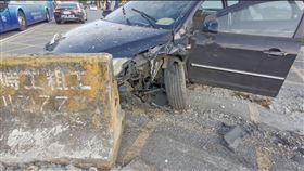 花蓮吉安鄉自撞車禍