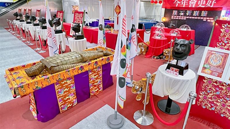 國寶「金縷衣」　現身台北東區地下街
