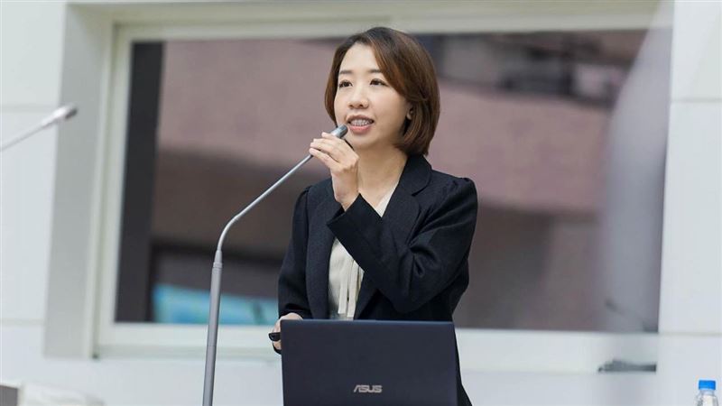 李妍慧：國民黨滿嘴反福食味蕾很誠實