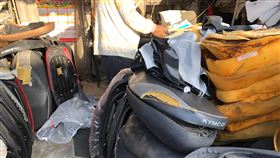 椅墊皮,機車,換皮,退錢(翻攝自 爆廢公社)