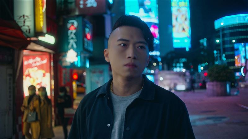 男星身價高達10億　遭酸靠爸嗆閉嘴